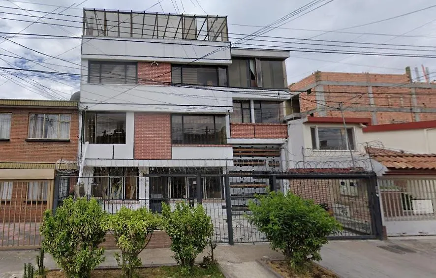 Apartasuites Bogota 53 Cerca Al Aeropuerto 01